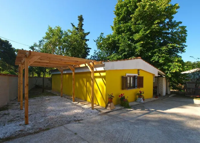 Alenka 1930 Lejlighed *
